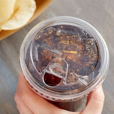 Plastic Cup With Strawless Sippy Lids